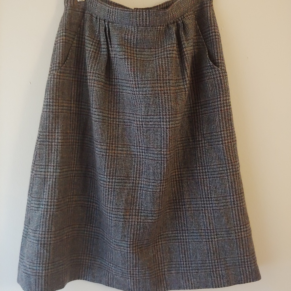 L.L. Bean wool skirt 16P